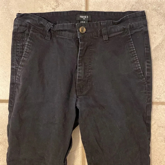 Z Forever 21 Men 30 Chino Pant Skinny Leg Pockets Belt Loops - Picture 2 of 5